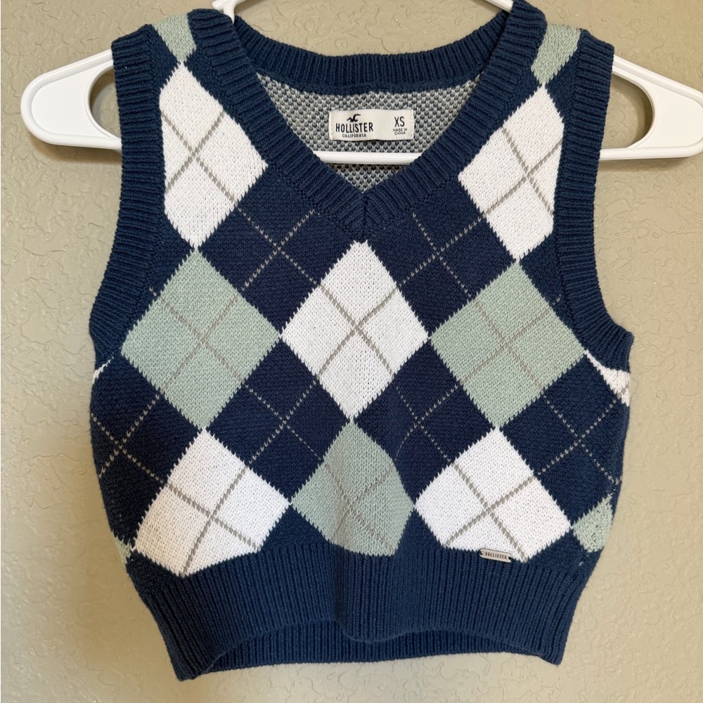 Hollister Blue and White Argyle Sweater Vest